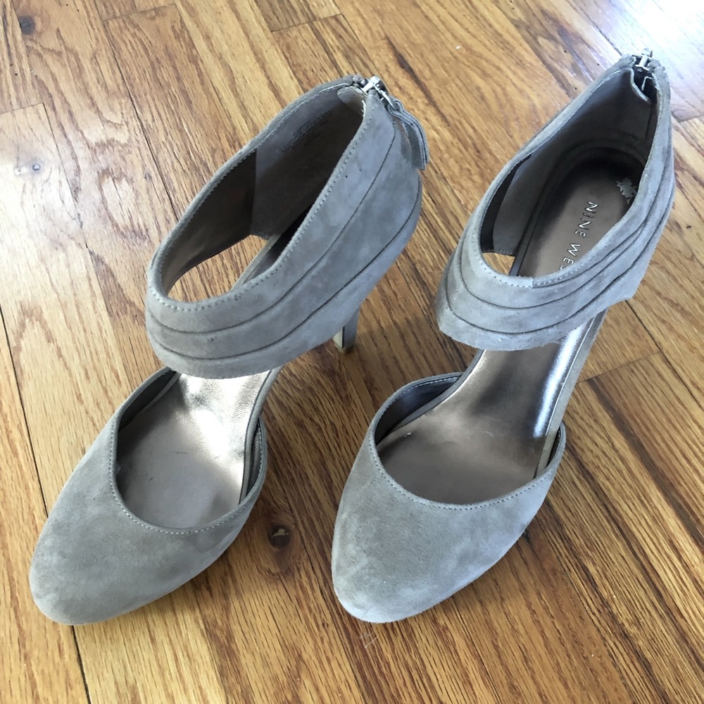 Nine West Suede Garinoo Heel
